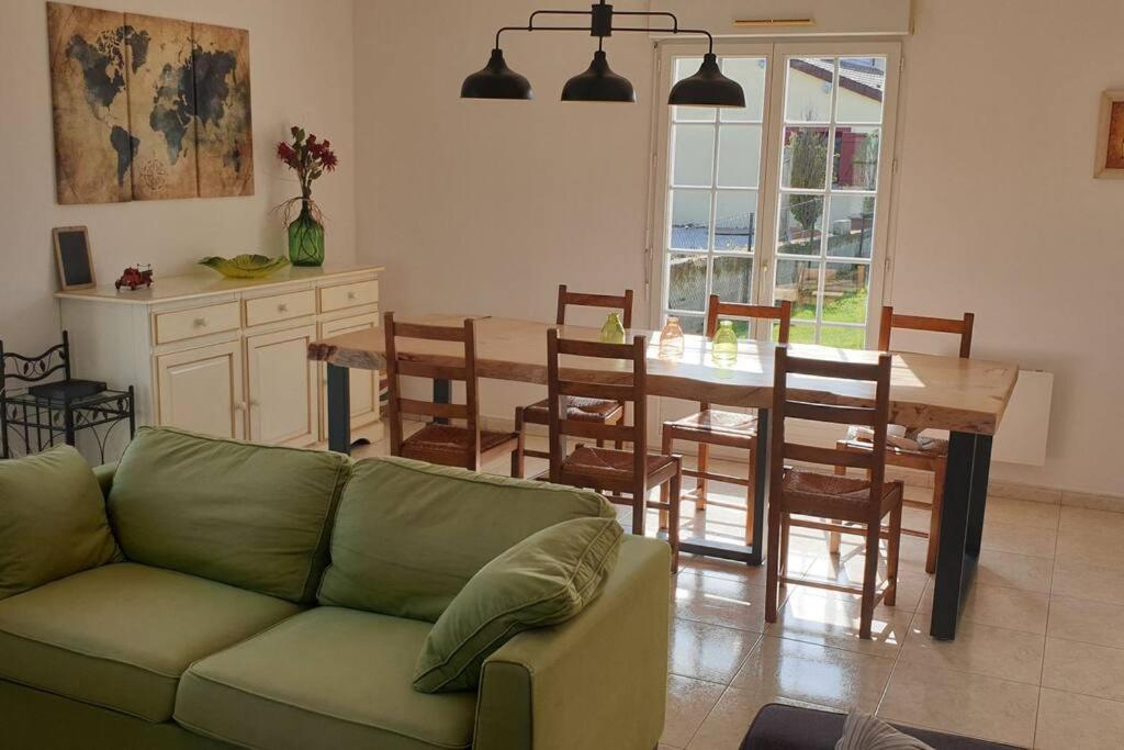 Estissac Le Bellevue A 1 H 30 De Paris Et 20 Km De Troyes 빌라 외부 사진